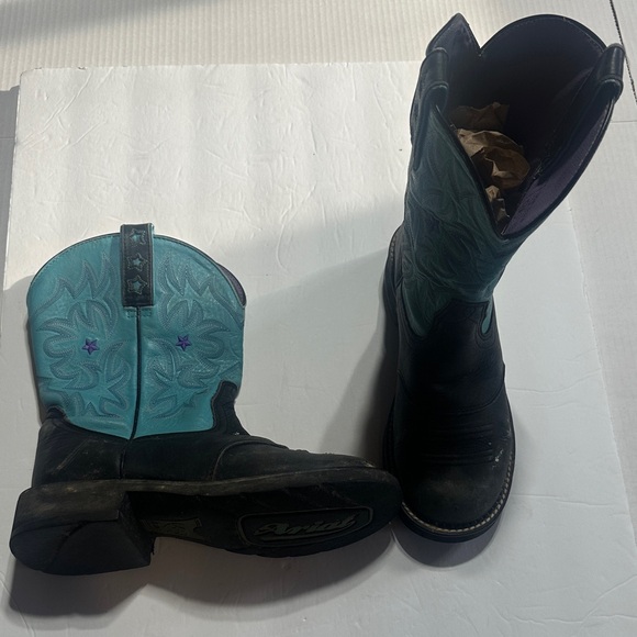 Ariat Shoes - Ariat leather upper Turquoise purple & Black Western Cowboy Boots w pull tabs 9